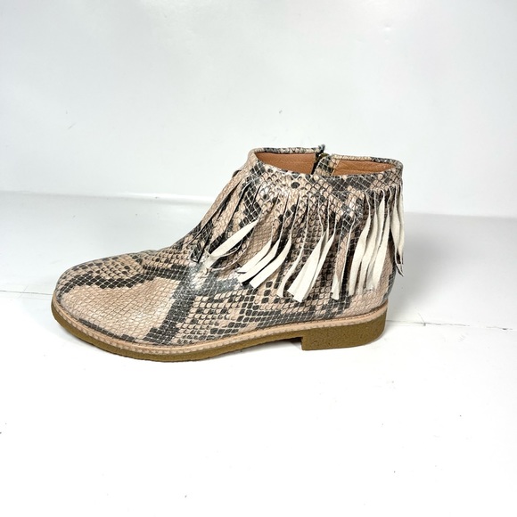 kate spade Shoes - Kate Spade Betsie Ankle Boots Womens 7M Too Fringed Snakeskin Embossed Leather